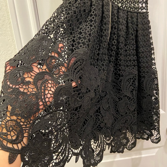 NWOT Romeo + Juliet Couture Fit & Flare Dress - Picture 10 of 12